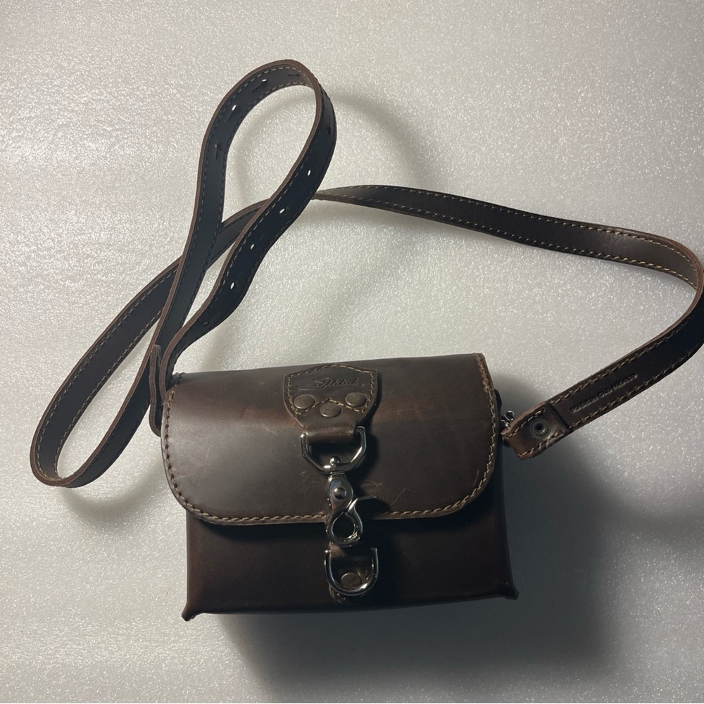 VINTAGE SADDLEBACK LEATHER CROSS BODY SMALL BAG SATCHEL CHESTNUT-RETIRED